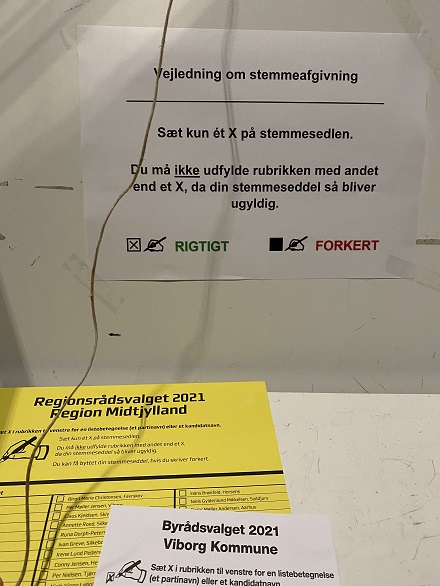 voting booth rules in denmark for local elections
